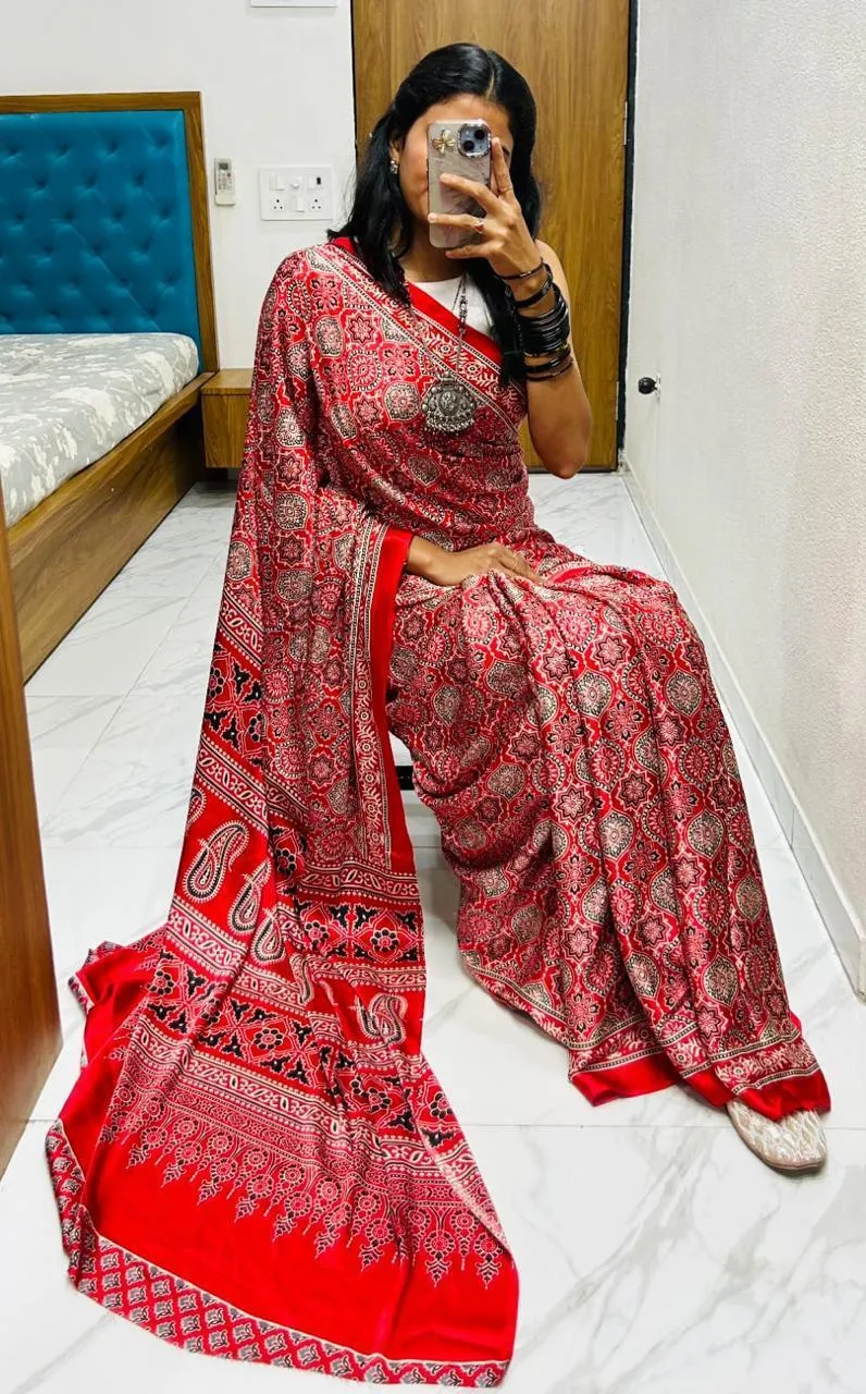 Buy New Supar Premium Saree in Surat - Reseller Bazzar